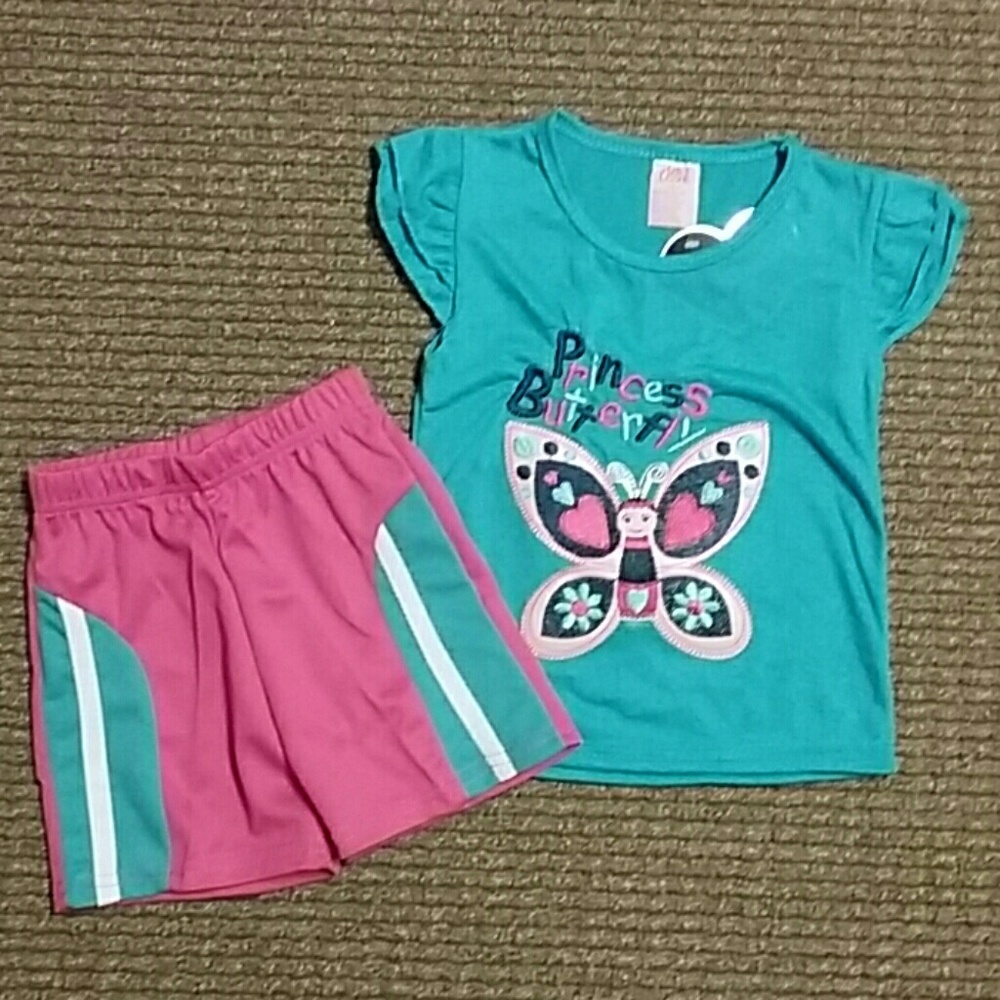 Girls shorts outfit